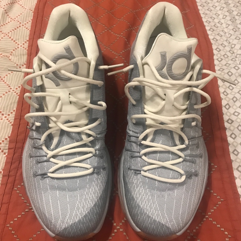 Nike KD size 13 basketball shoes. New condition